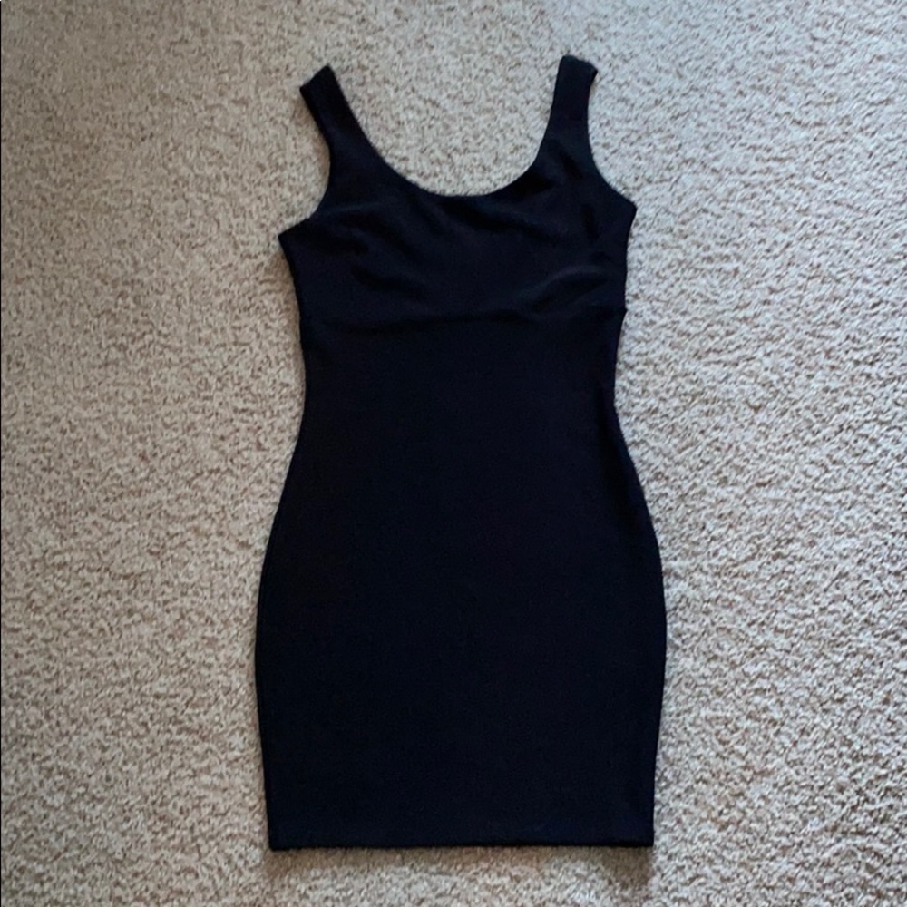 ✅ Forever 21 Black Bodycon Dress